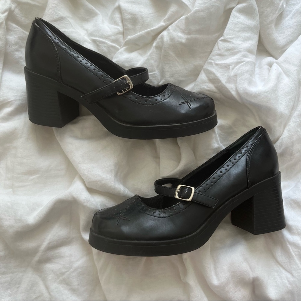 Y2K Mudd chunky Mary Janes